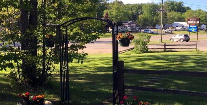 Bay View Motel (Delona Motel) - Web Listing (newer photo)